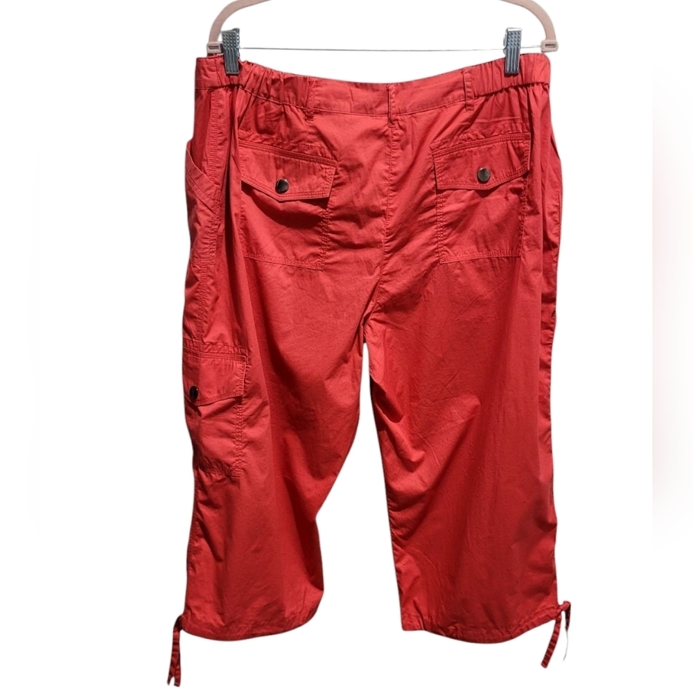 Chico's Coral Capri Pants - Picture 2 of 6